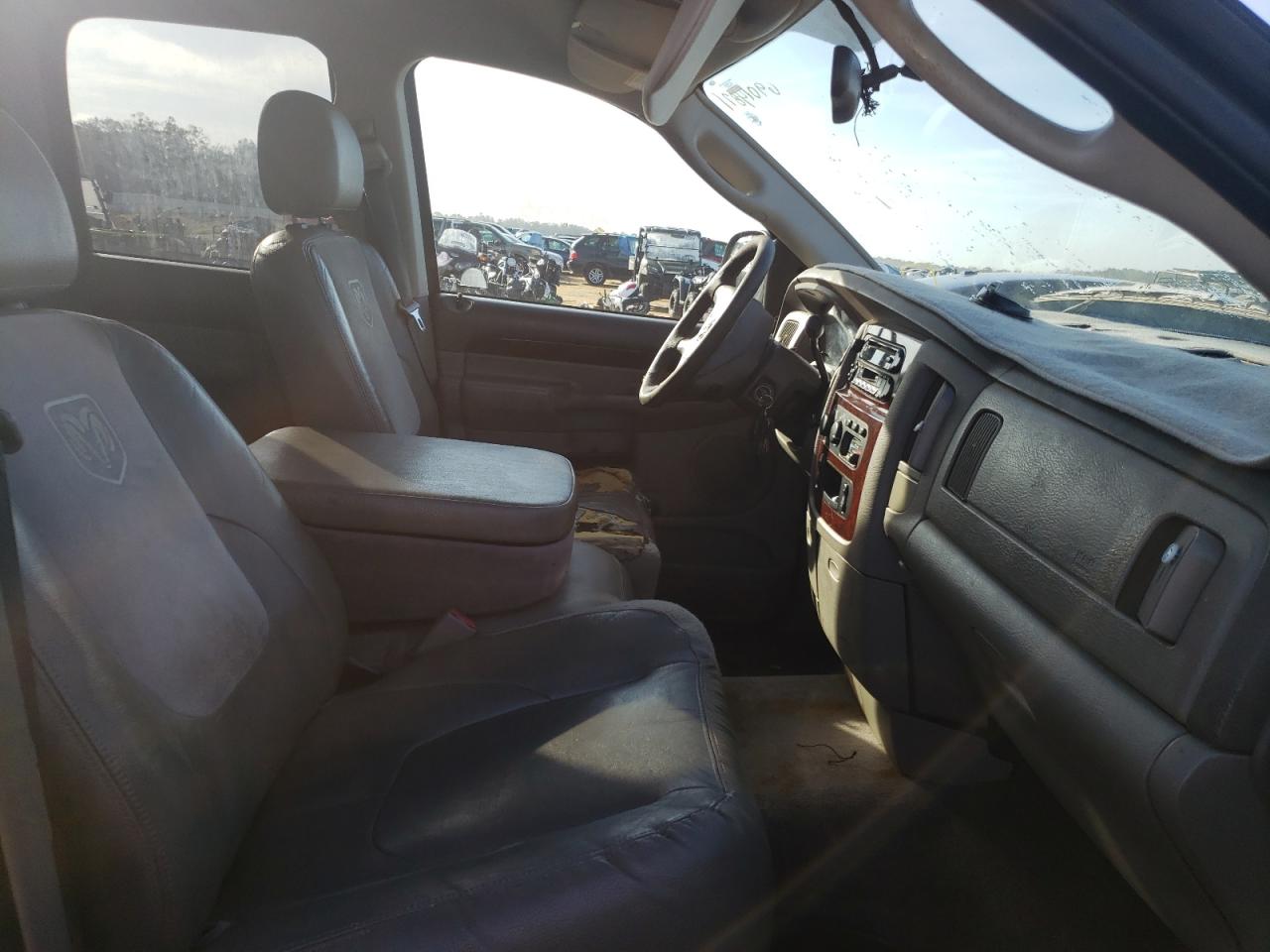 Photo 5 from auction – 2003 DODGE RAM 1500 S with VIN 1D3HA18D63J575545