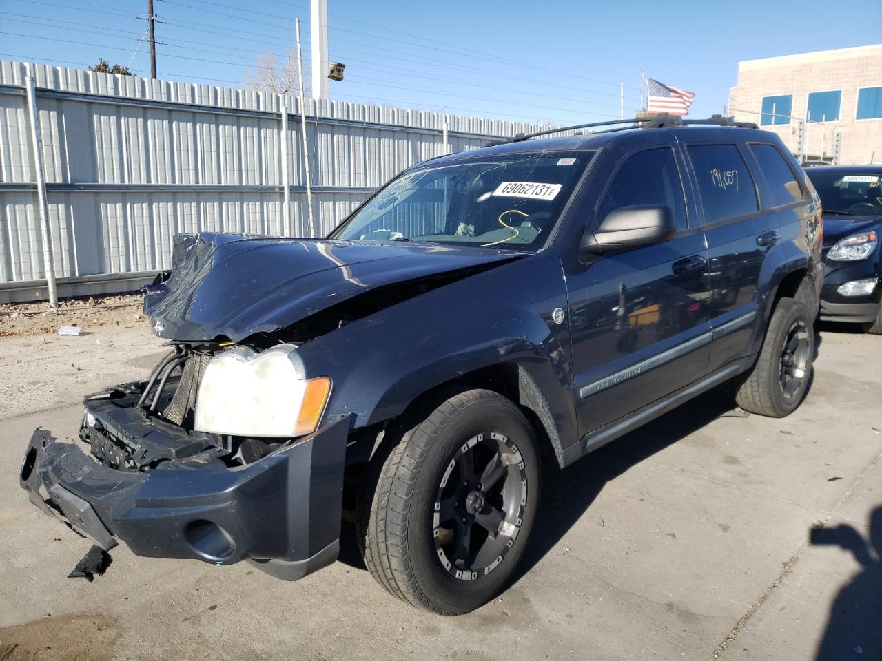 Photo 2 from auction – 2007 JEEP GRAND CHER with VIN 1J8HR48P17C655769