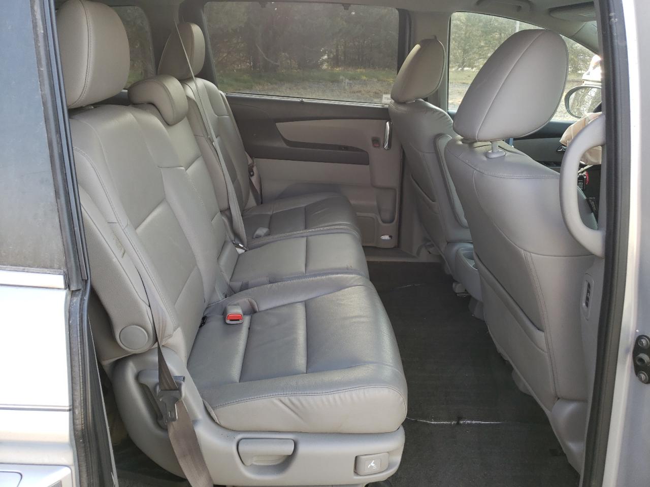 Photo 6 from auction – 2014 HONDA ODYSSEY EX with VIN 5FNRL5H65EB135682
