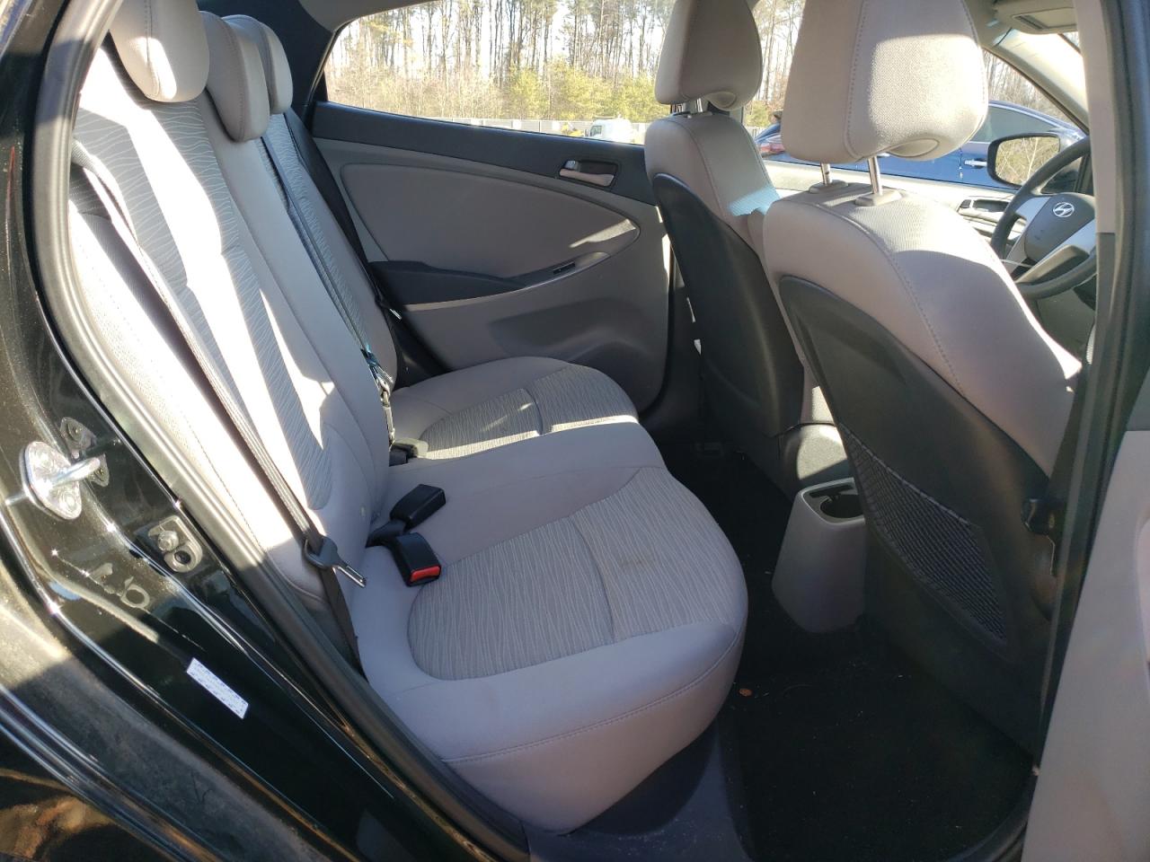 Photo 6 from auction – 2016 HYUNDAI ACCENT SE with VIN KMHCT4AE4GU077037