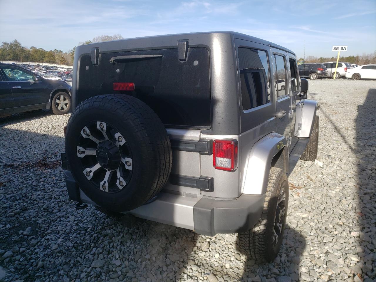 Photo 4 from auction – 2014 JEEP WRANGLER U with VIN 1C4BJWEG2EL103411