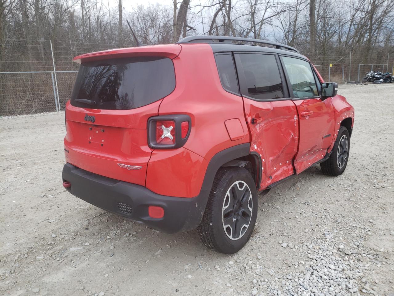 Photo 4 from auction – 2015 JEEP RENEGADE T with VIN ZACCJBCT0FPB76279
