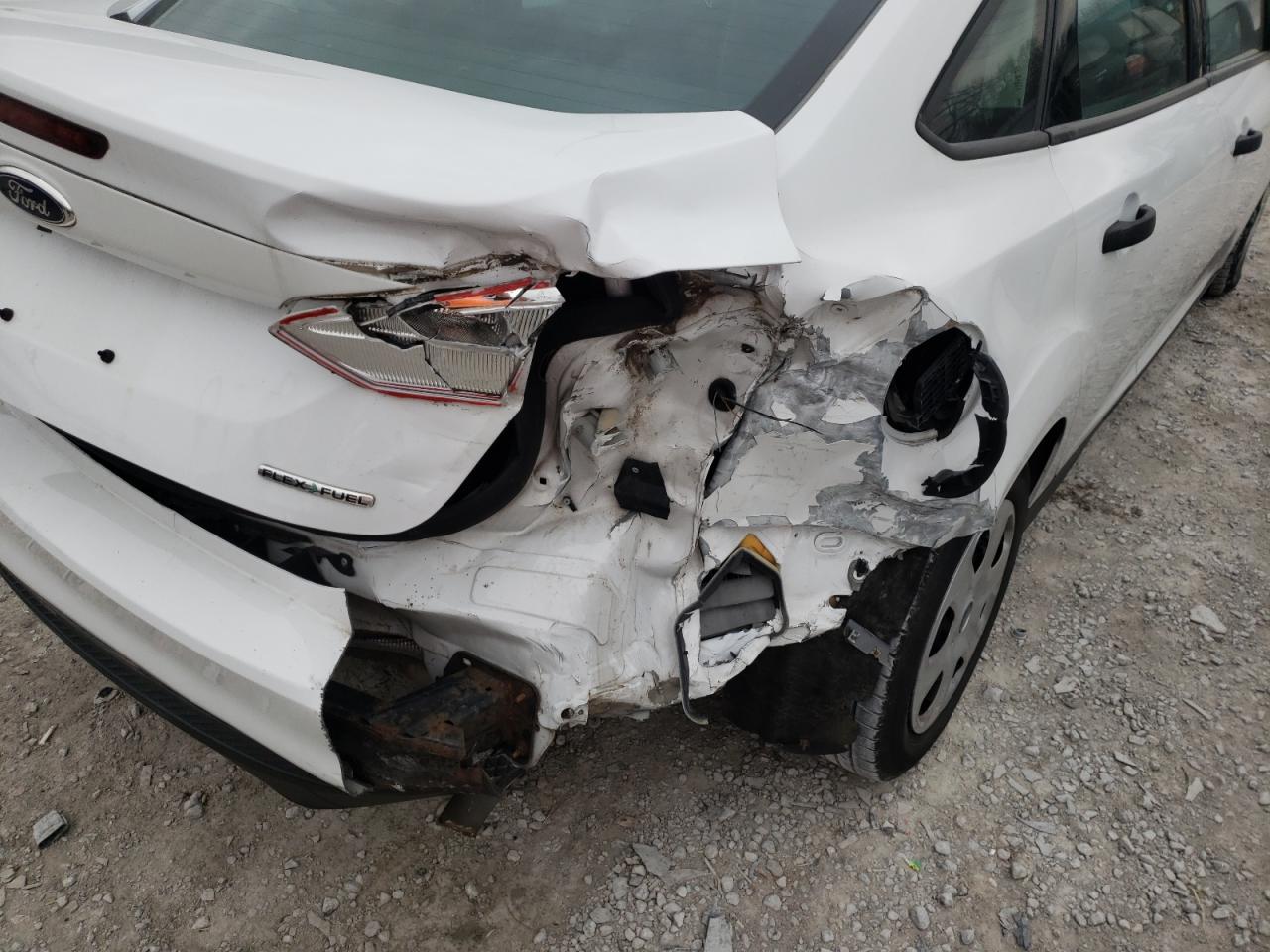 Photo 9 from auction – 2013 FORD FOCUS S with VIN 1FADP3E27DL361244