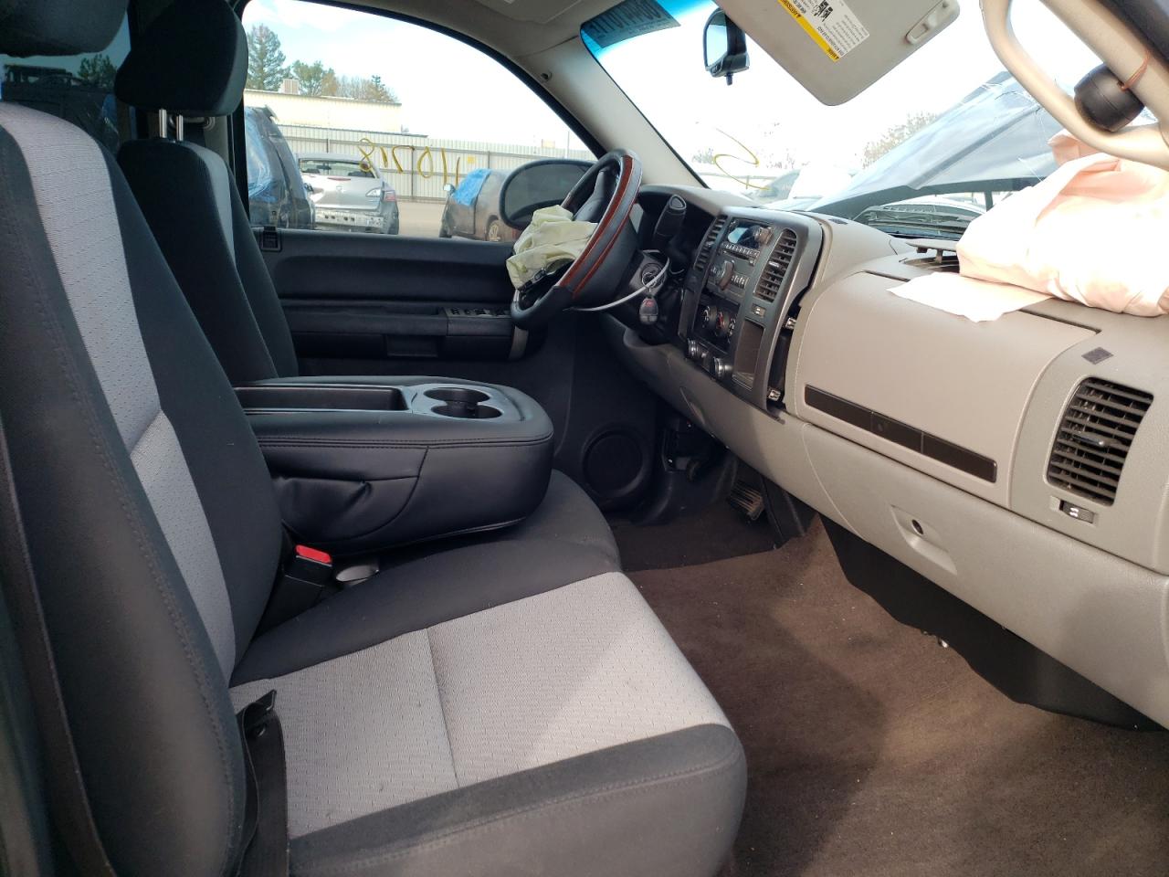 Photo 5 from auction – 2007 CHEVROLET SILVERADO with VIN 3GCEC13C77G550455
