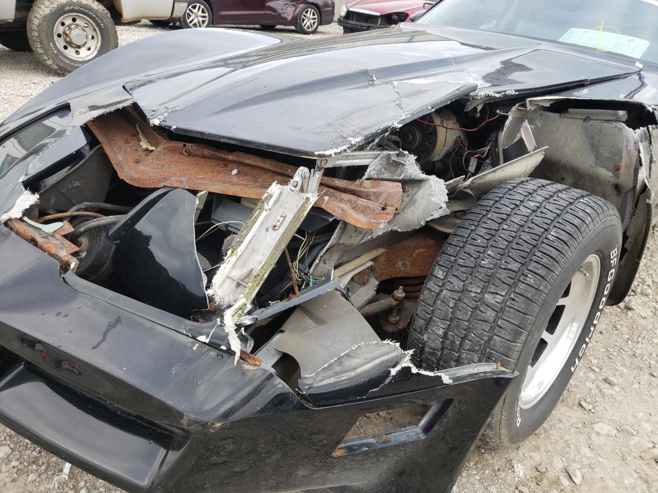 Photo 9 from auction – 1981 CHEVROLET CORVETTE with VIN 1G1AY8769BS424685