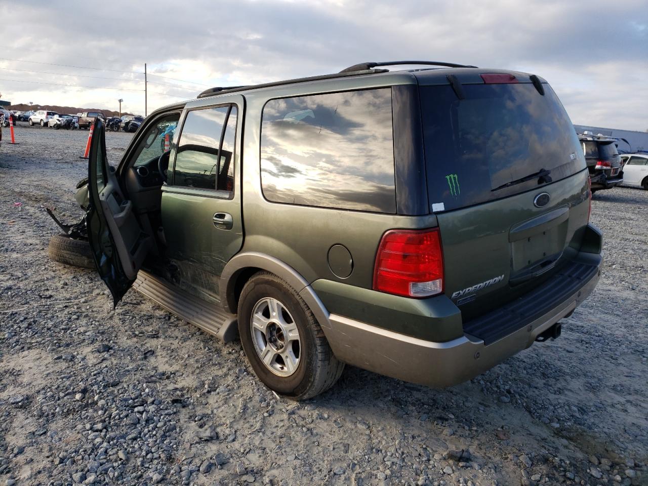 Photo 3 from auction – 2003 FORD EXPEDITION with VIN 1FMPU17L53LB89381