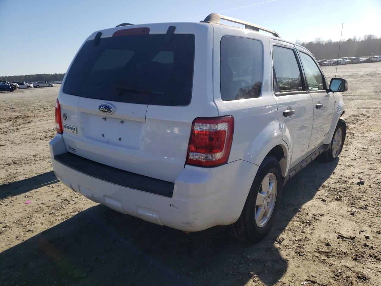 Photo 4 from auction – 2008 FORD ESCAPE XLT with VIN 1FMCU03108KB76662
