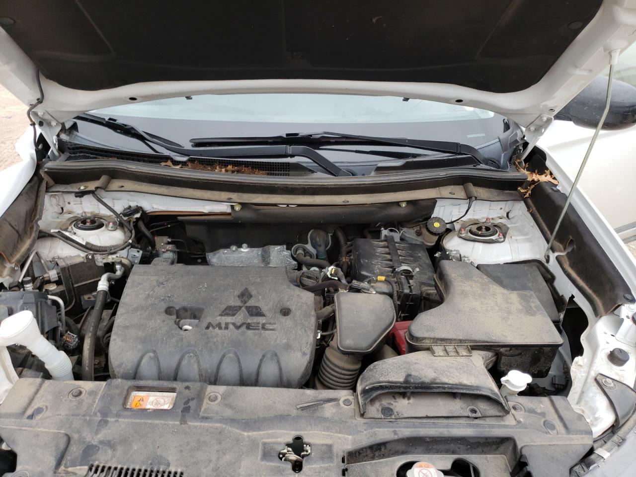 Photo 8 from auction – 2018 MITSUBISHI OUTLANDER with VIN JA4AD2A3XJZ021510