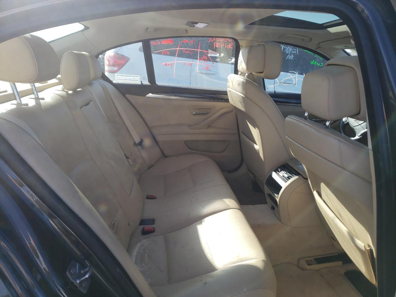 Photo 6 from auction – 2012 BMW 528 I with VIN WBAXG5C56CDX05880