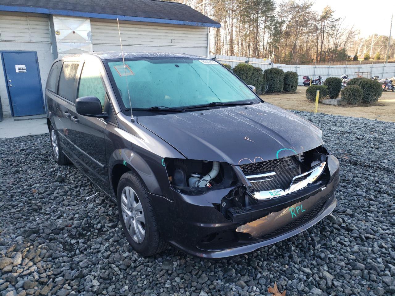 DODGE GRAND CARA 2015 with VIN 2C4RDGBG6FR607307 - Photo from auction