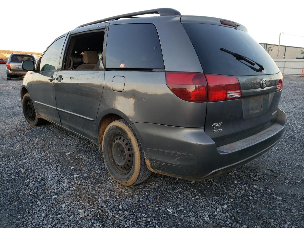 Photo 3 from auction – 2005 TOYOTA SIENNA CE with VIN 5TDZA23C65S307893