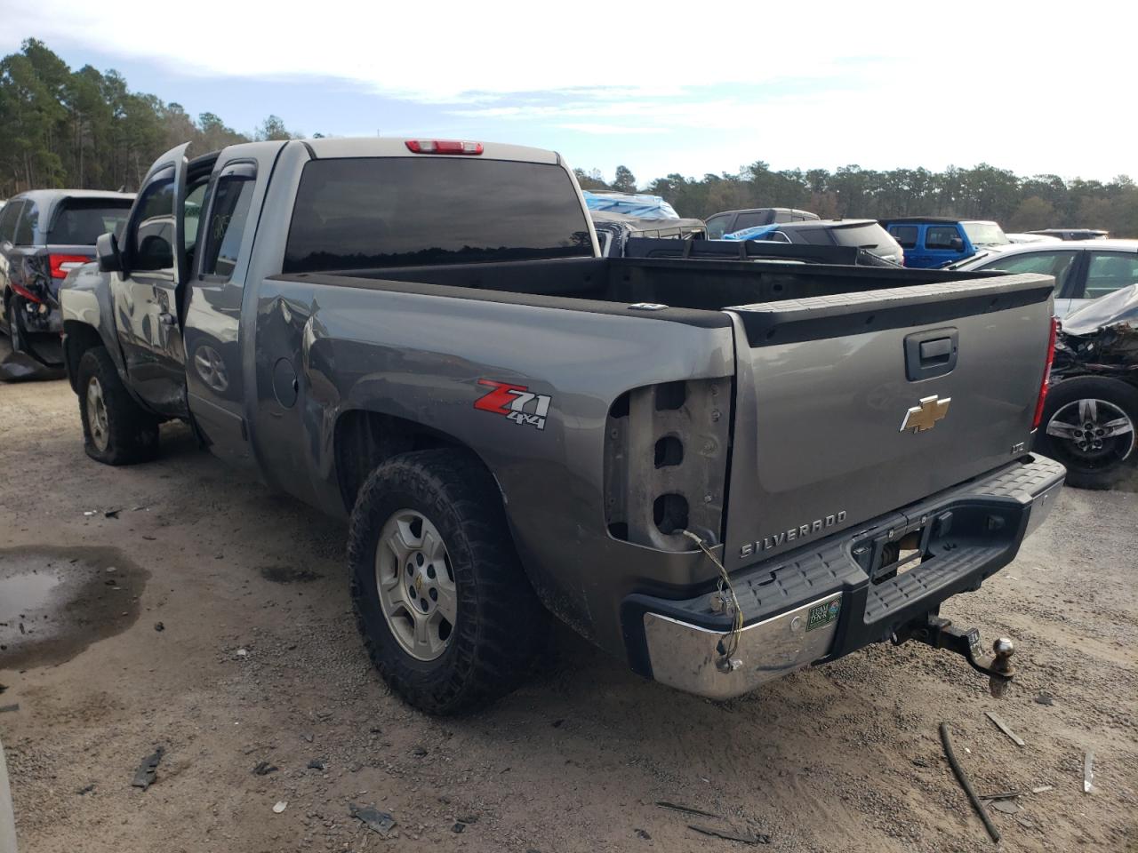 Photo 3 from auction – 2007 CHEVROLET C1500 SILV with VIN 2GCEK19JX71674351