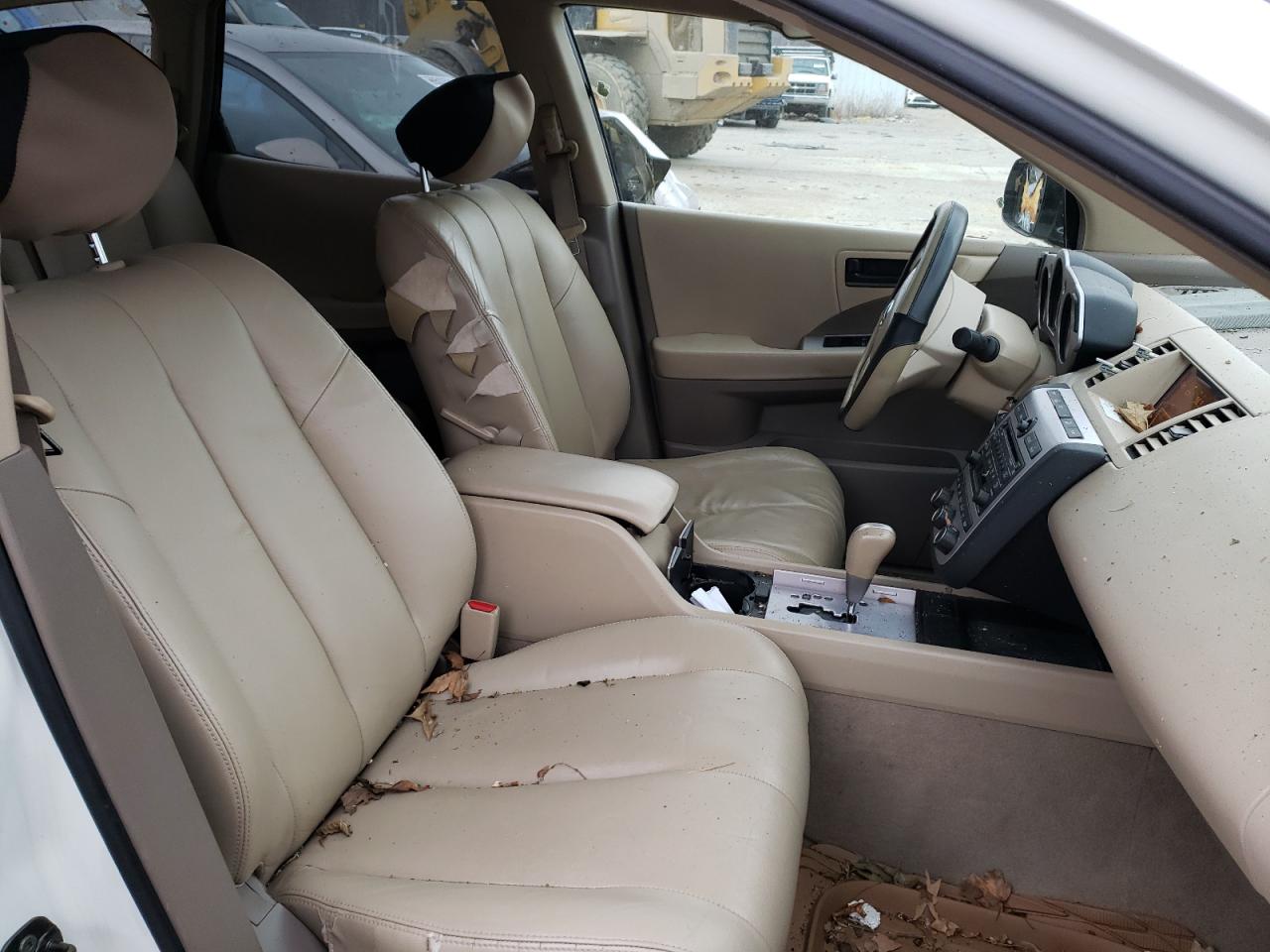 Photo 5 from auction – 2003 NISSAN MURANO SL with VIN JN8AZ08T53W118401