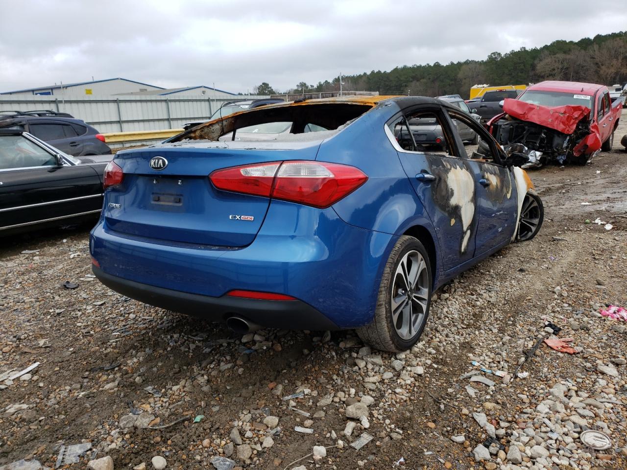 Zdjęcie 4 z aukcji – 2014 KIA FORTE EX z VIN KNAFX4A86E5061930