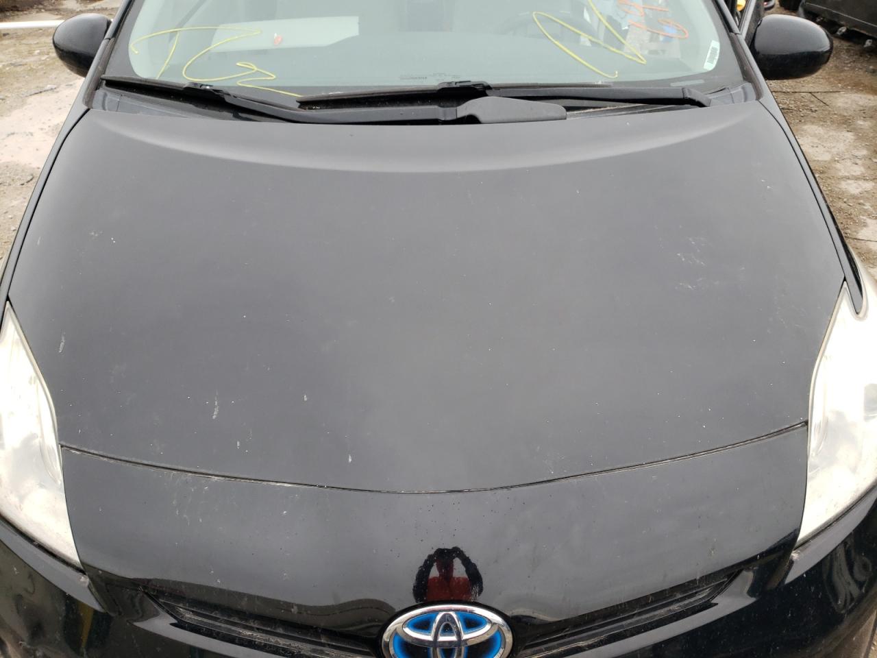 Photo 7 from auction – 2013 TOYOTA PRIUS with VIN JTDKN3DU1D5539258