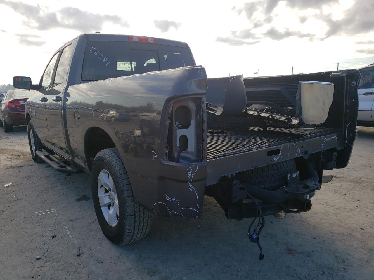 Photo 9 from auction – 2017 RAM 1500 SLT with VIN 1C6RR7GTXHS646756
