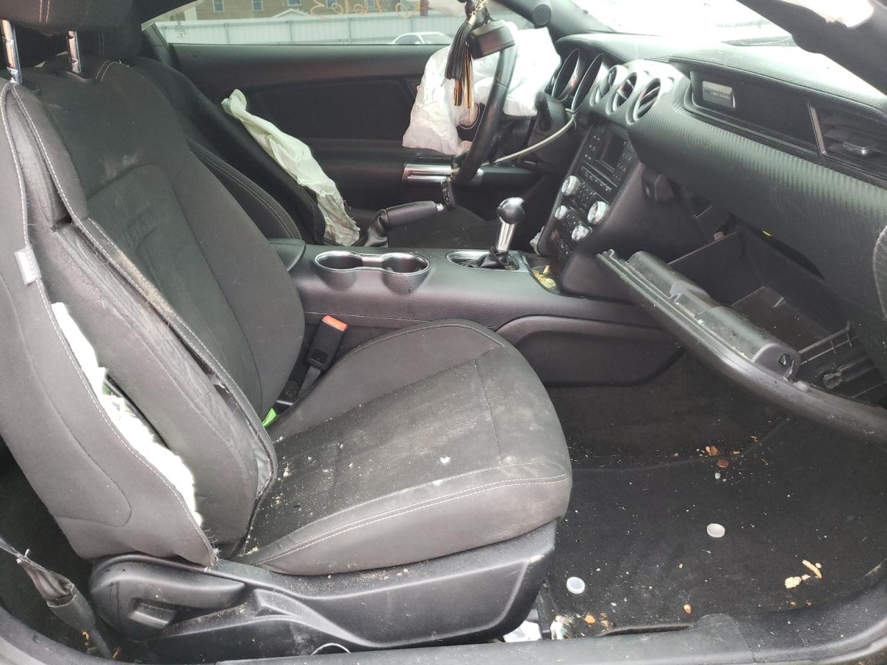 Photo 5 from auction – 2018 FORD MUSTANG with VIN 1FA6P8THXJ5121019