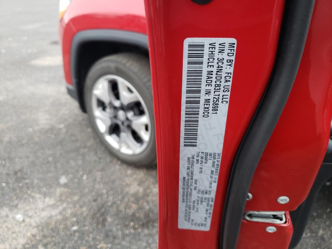 Photo 10 from auction – 2020 JEEP COMPASS LI with VIN 3C4NJDCB3LT258981