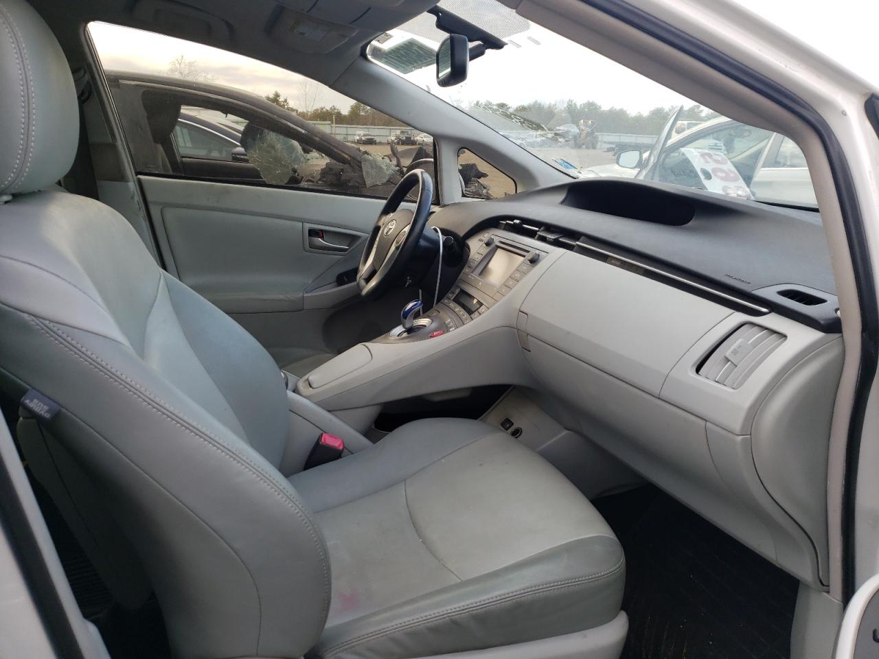 Photo 5 from auction – 2012 TOYOTA PRIUS with VIN JTDKN3DU0C5512048
