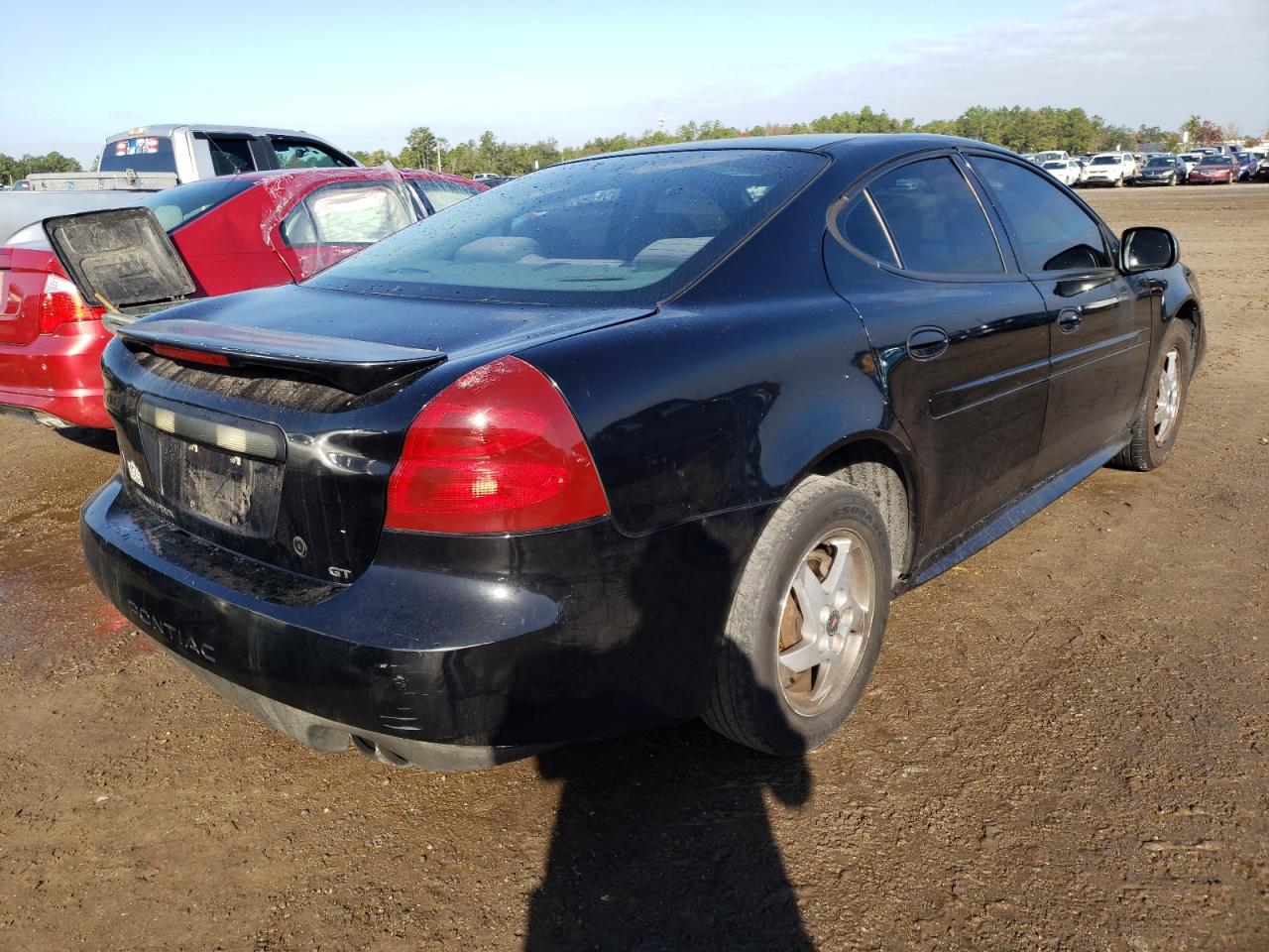 Photo 4 from auction – 2004 PONTIAC GRAND PRIX with VIN 2G2WS522241134541