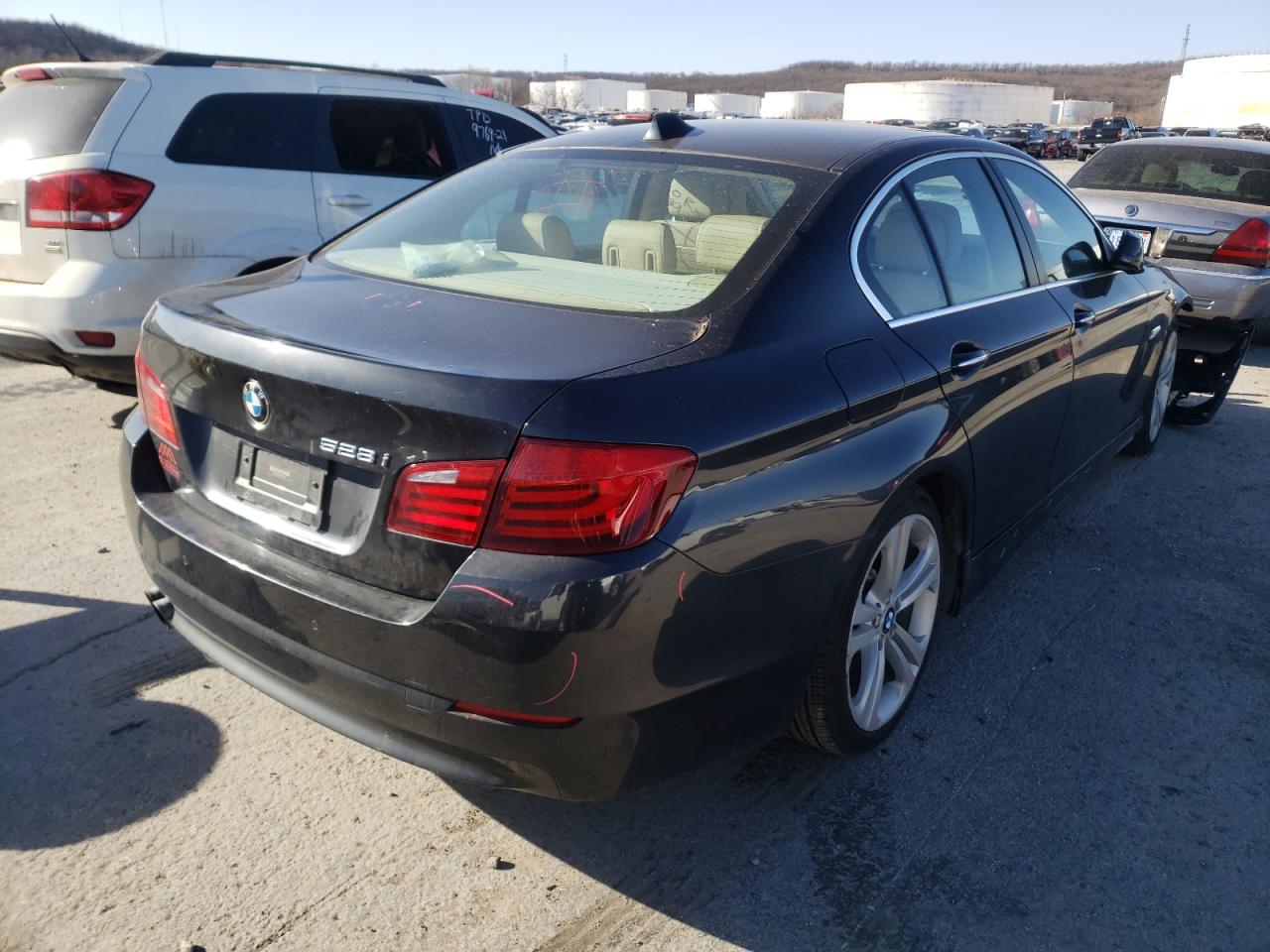 Photo 4 from auction – 2012 BMW 528 I with VIN WBAXG5C56CDX05880