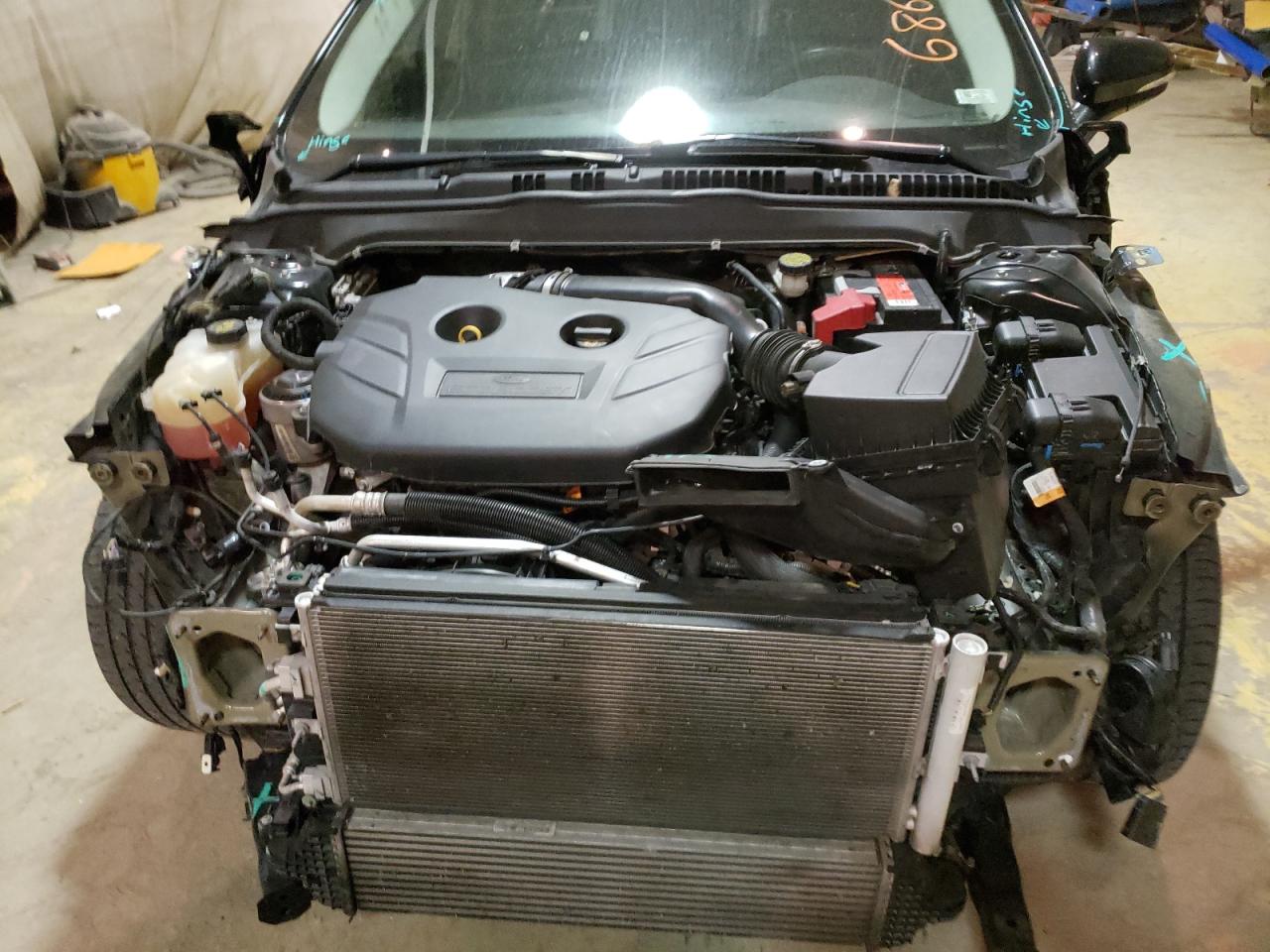 Photo 7 from auction – 2015 FORD FUSION SE with VIN 3FA6P0H98FR136772