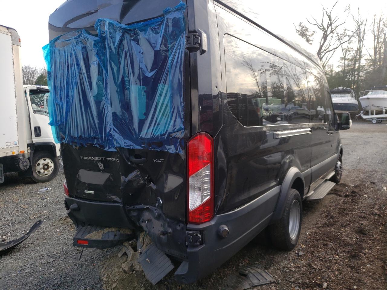 Foto 4 de la subasta – 2017 FORD TRANSIT con VIN 1FBVU4XG8HKA00952