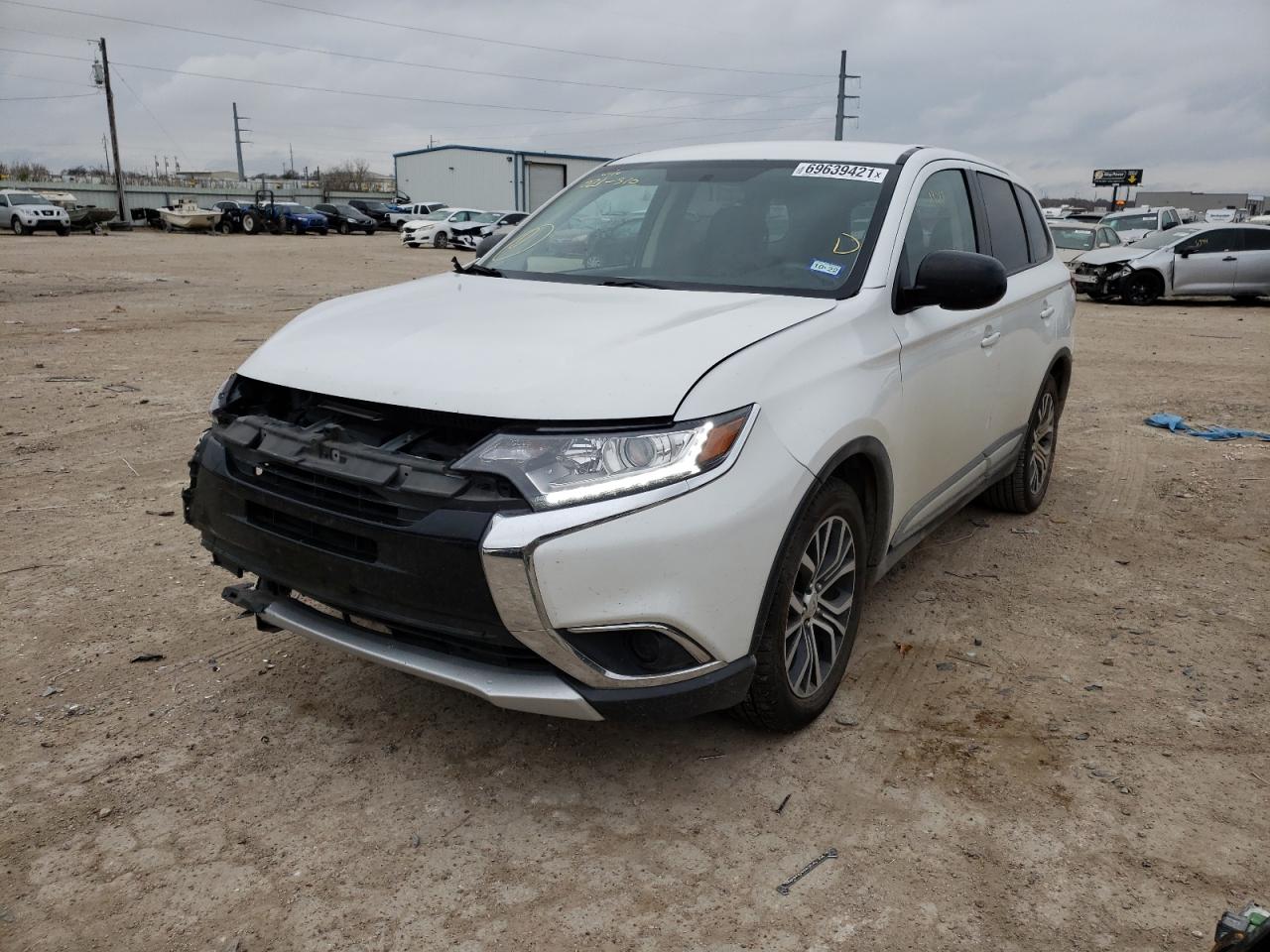 Photo 2 from auction – 2018 MITSUBISHI OUTLANDER with VIN JA4AD2A3XJZ021510