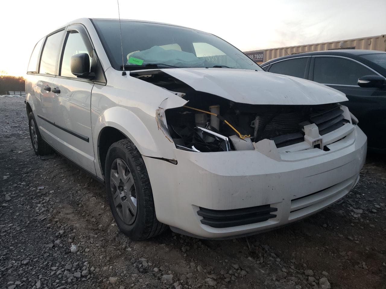 DODGE GRAND CARA 2008 with VIN 2D8HN44H18R127239 - Photo from auction