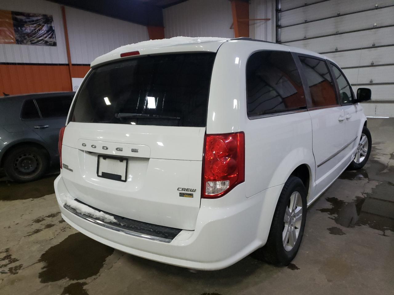 Photo 4 from auction – 2016 DODGE GRAND CARA with VIN 2C4RDGDG7GR345151
