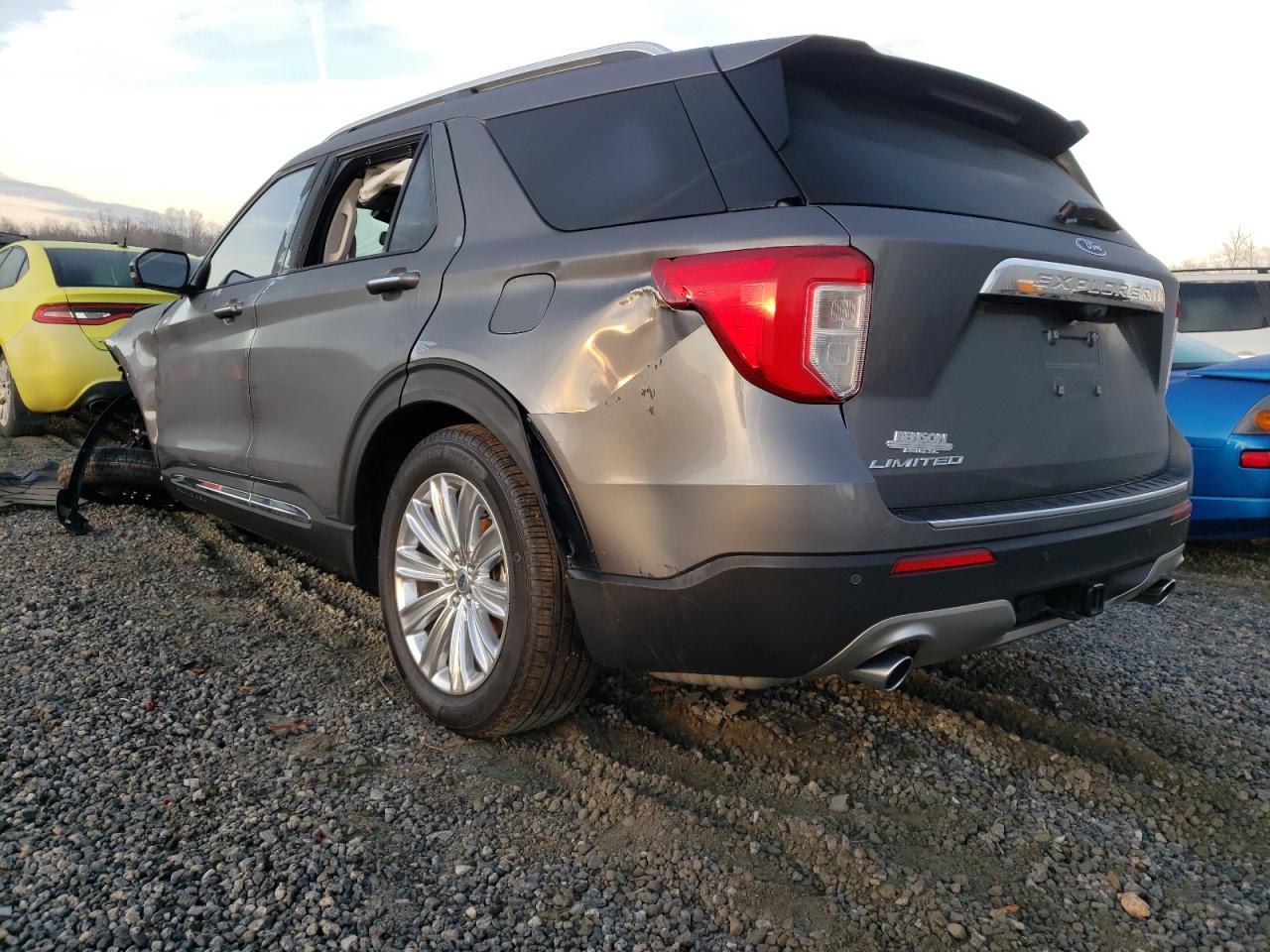 Photo 3 from auction – 2021 FORD EXPLORER L with VIN 1FMSK7FH4MGA48778
