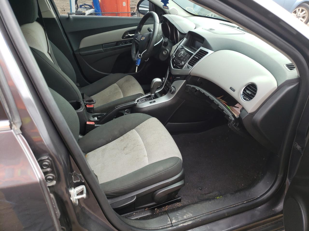 Photo 5 from auction – 2011 CHEVROLET CRUZE LS with VIN 1G1PC5SH8B7197797