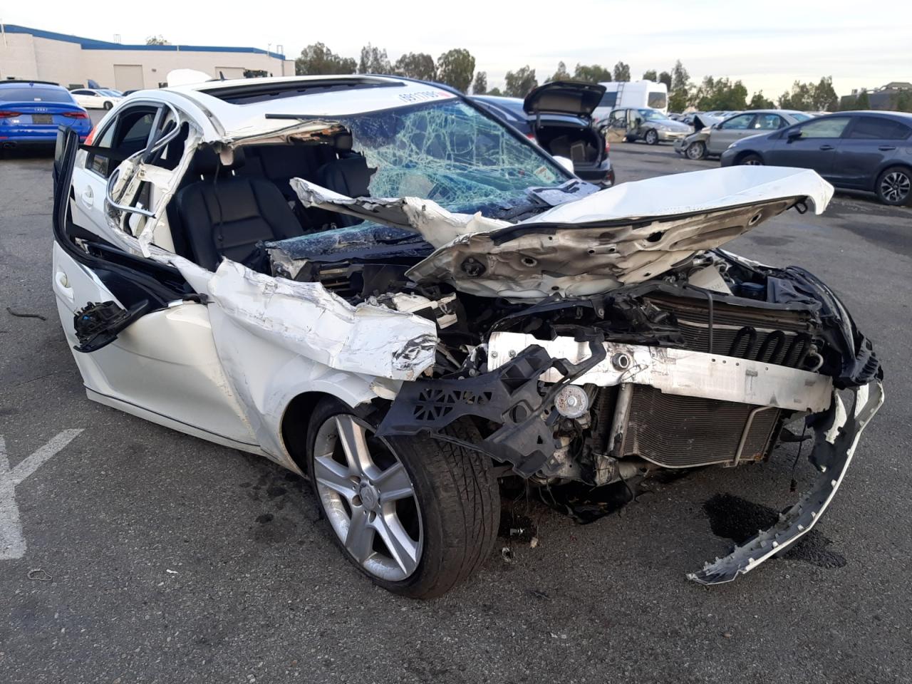 MERCEDES-BENZ C 300 2011 with VIN WDDGF5EB3BR139922 - Photo from auction