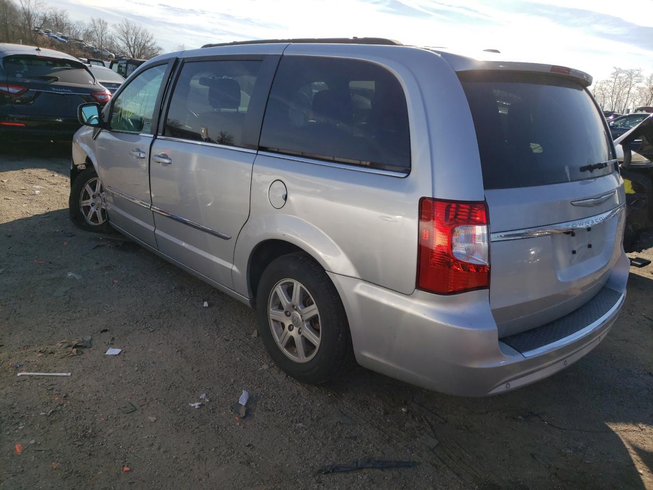 Photo 3 from auction – 2012 CHRYSLER TOWN & COU with VIN 2C4RC1BG5CR346540
