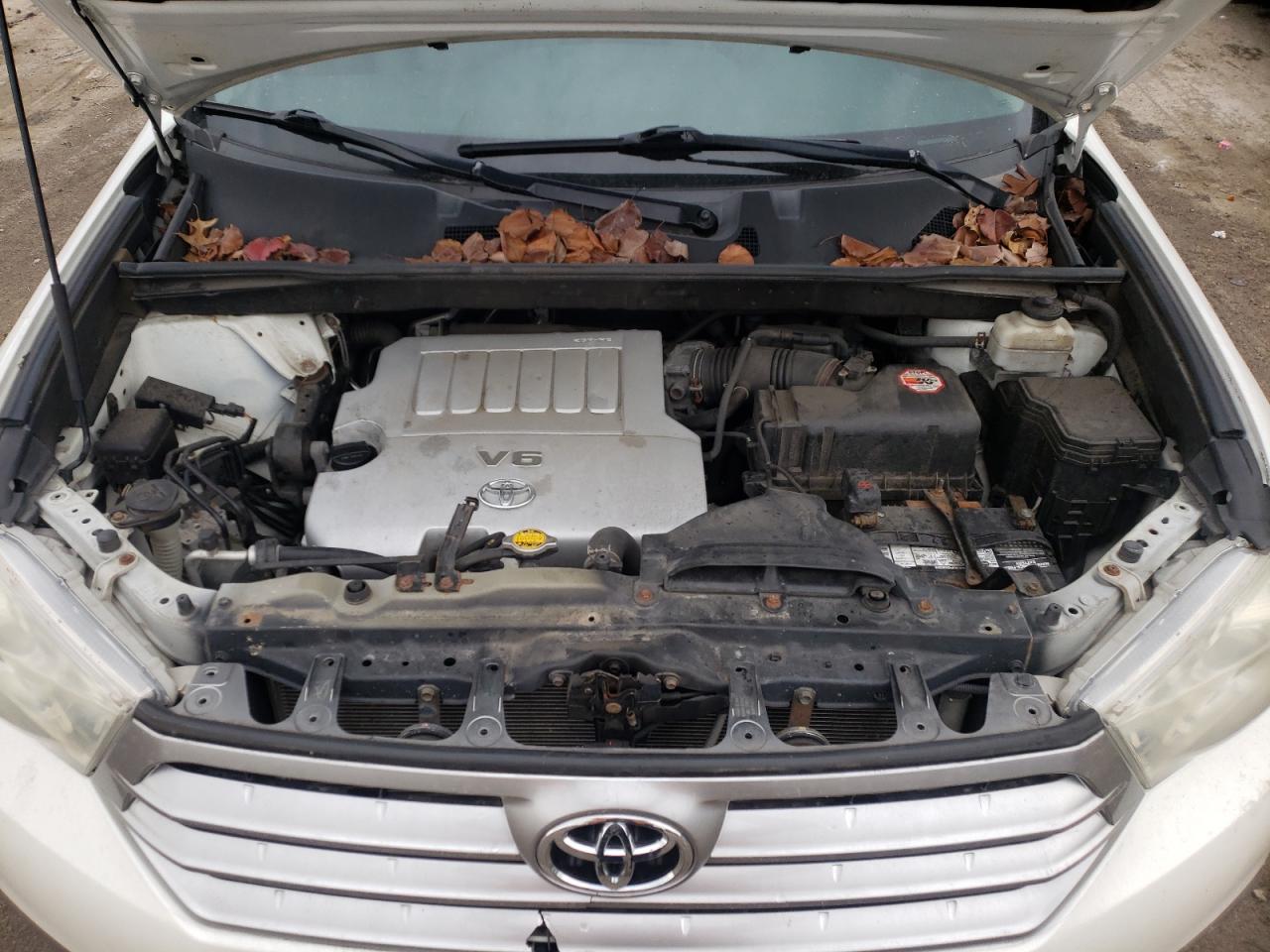 Photo 7 from auction – 2011 TOYOTA HIGHLANDER with VIN 5TDDK3EH1BS051566