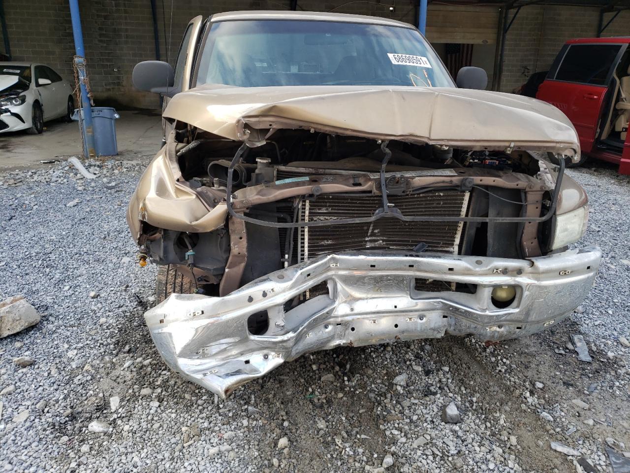 Photo 9 from auction – 2001 DODGE RAM 1500 with VIN 3B7HC13Z11G720138