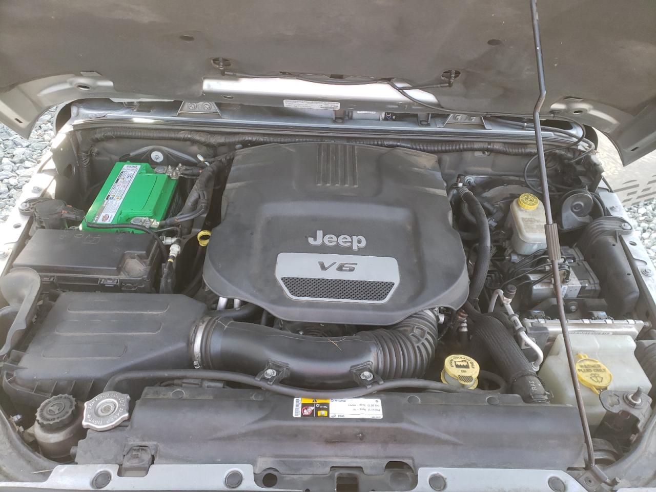 Photo 7 from auction – 2014 JEEP WRANGLER U with VIN 1C4BJWEG2EL103411