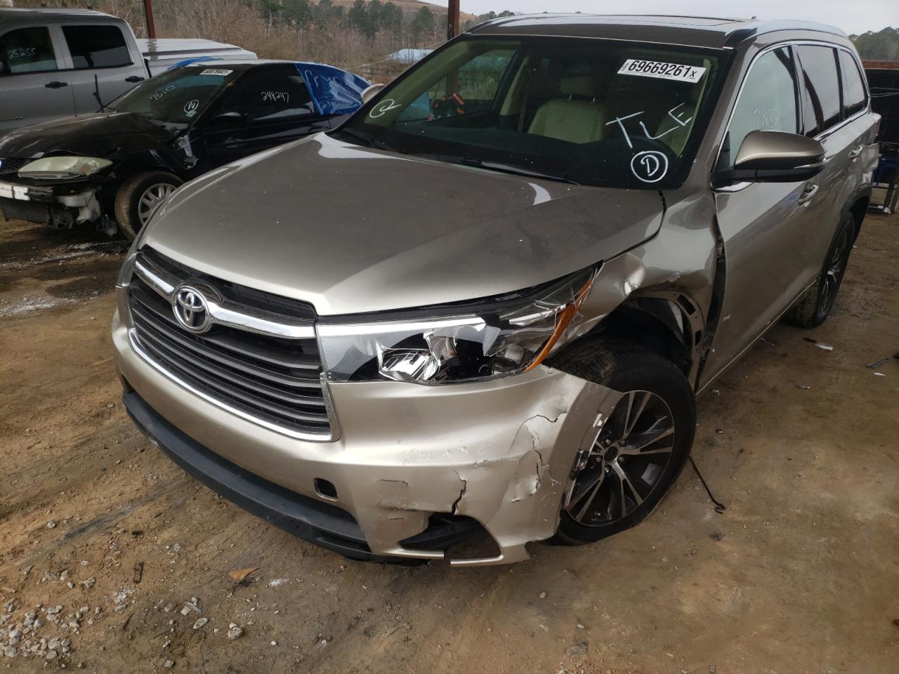 صورة رقم 9 من المزاد - 2016 TOYOTA HIGHLANDER مع VIN 5TDKKRFH2GS500754