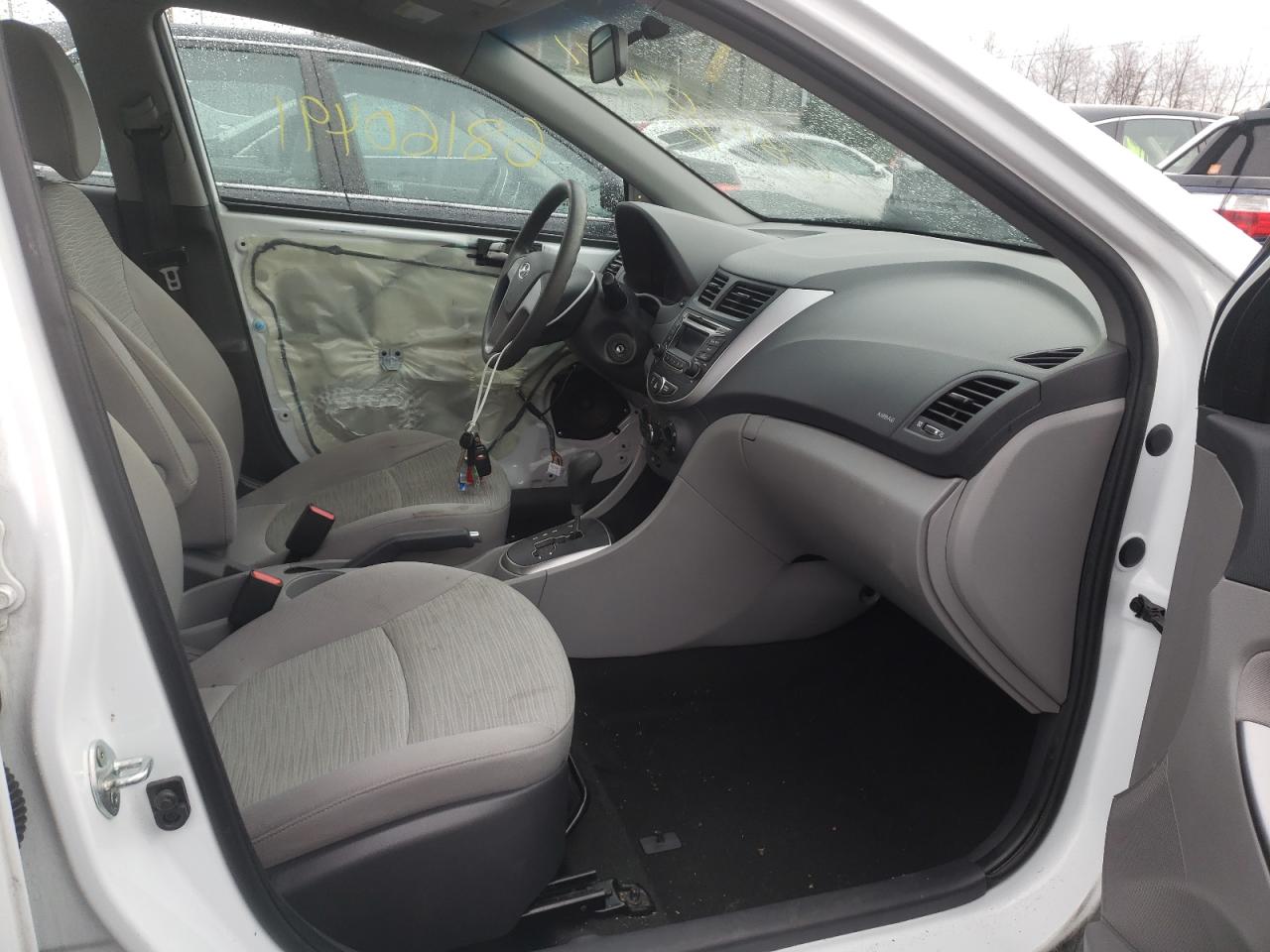 Photo 5 from auction – 2016 HYUNDAI ACCENT SE with VIN KMHCT4AE5GU144213