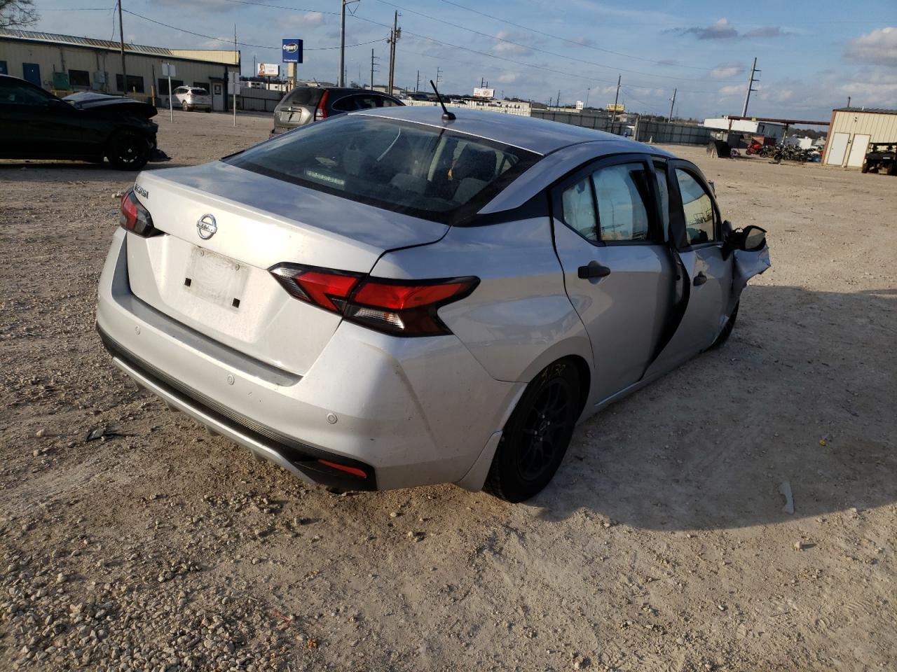Photo 4 from auction – 2020 NISSAN VERSA S with VIN 3N1CN8DV4LL833216