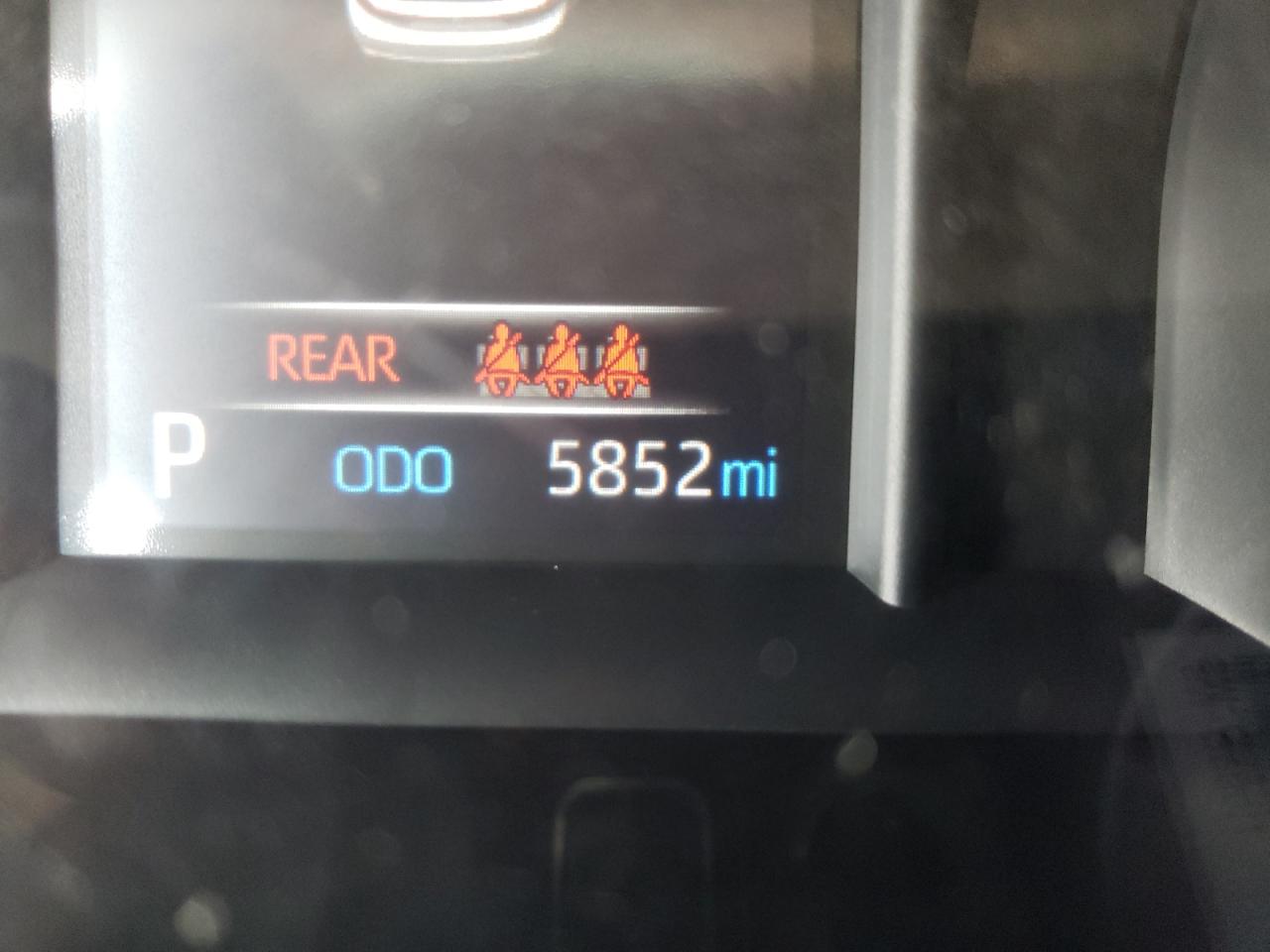 Photo 8 from auction – 2021 TOYOTA VENZA LE with VIN JTEAAAAH2MJ030284