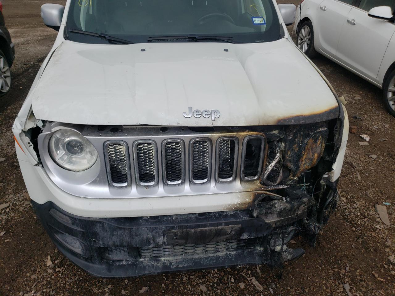 Photo 9 from auction – 2018 JEEP RENEGADE L with VIN ZACCJADB1JPH34413