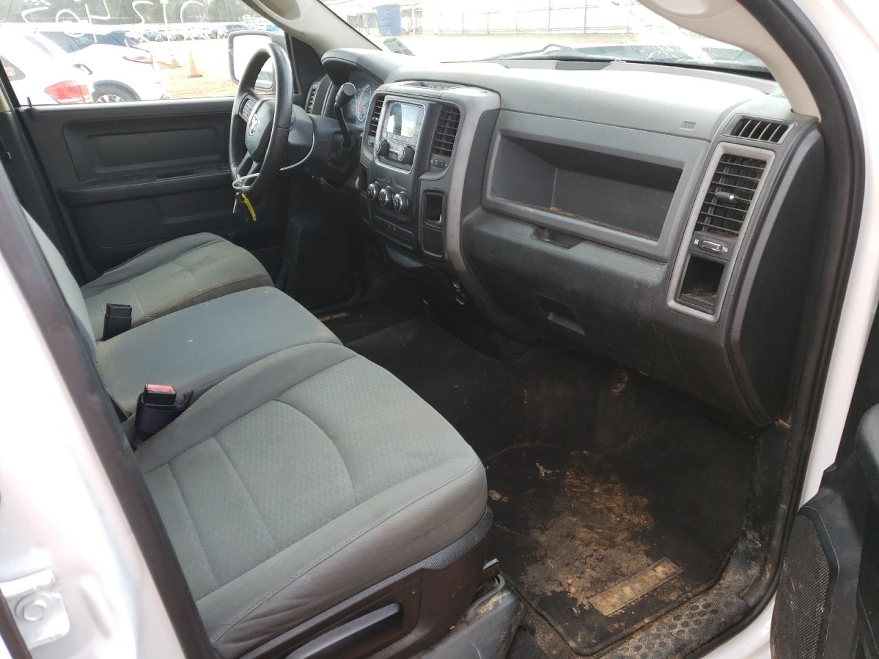 Photo 5 from auction – 2014 RAM 1500 ST with VIN 1C6RR6FT7ES326706