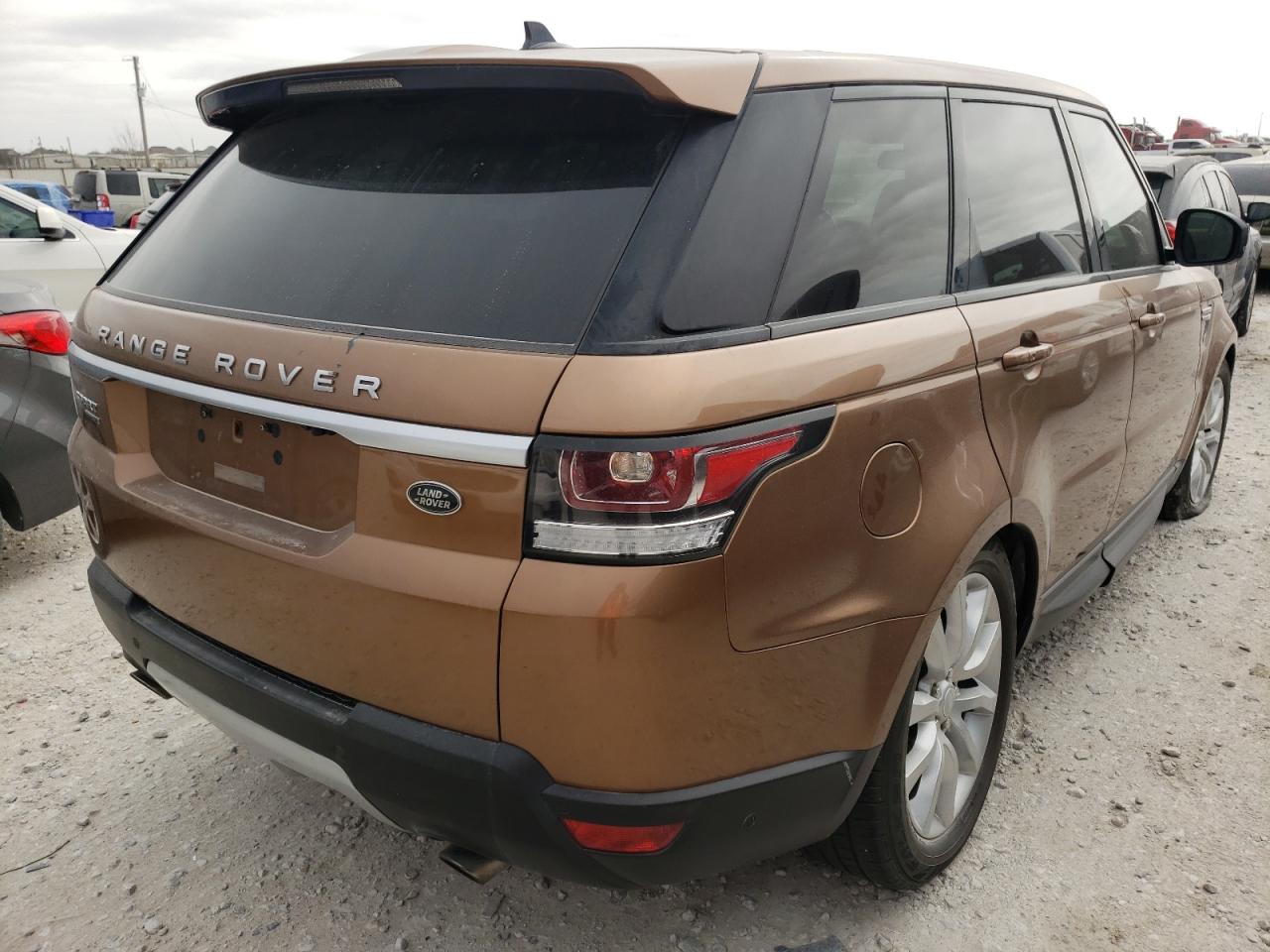 Photo 4 from auction – 2016 LAND ROVER RANGE ROVE with VIN SALWR2PF6GA656934