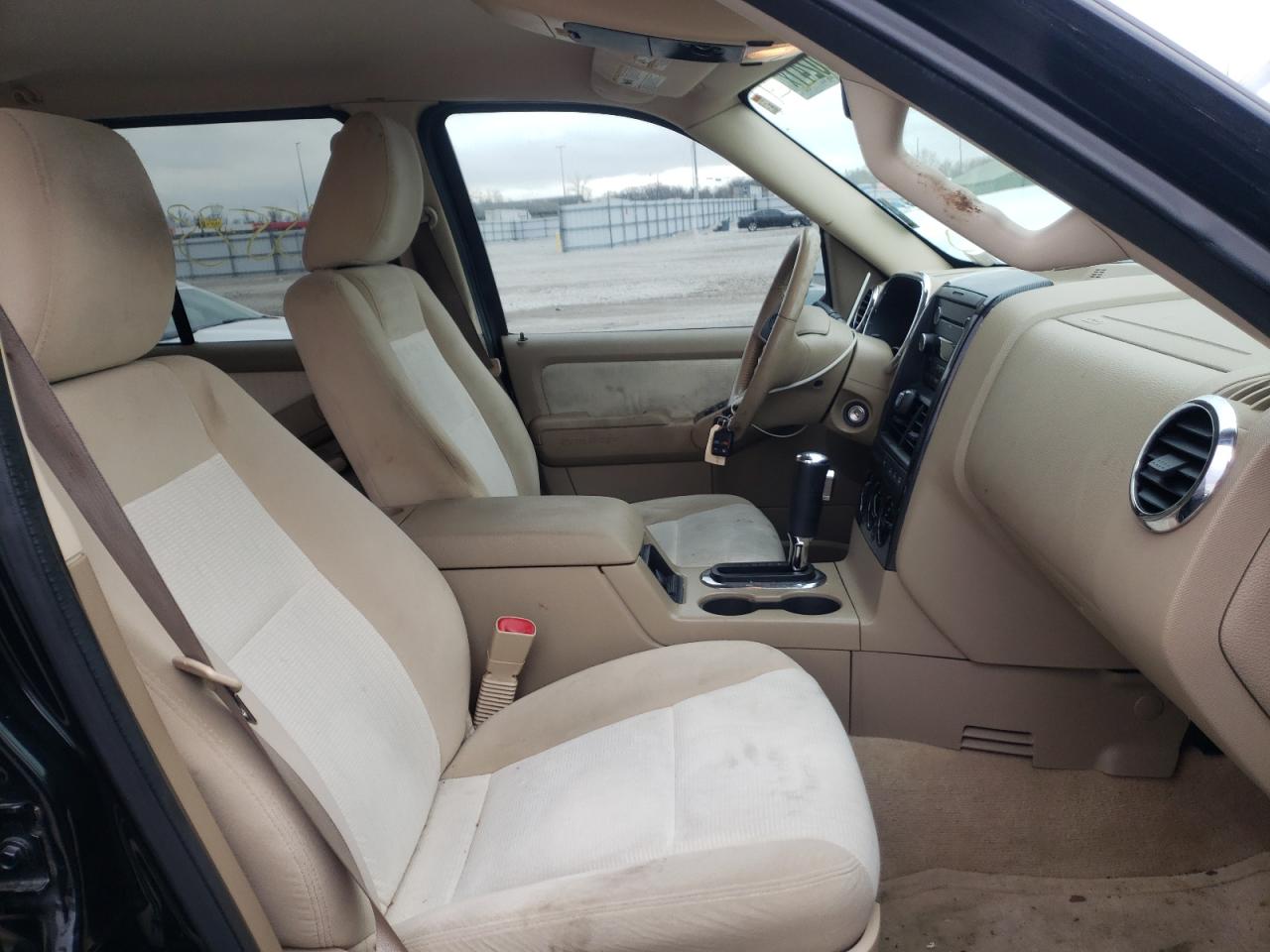 Photo 5 from auction – 2010 FORD EXPLORER X with VIN 1FMEU7DE1AUA35855