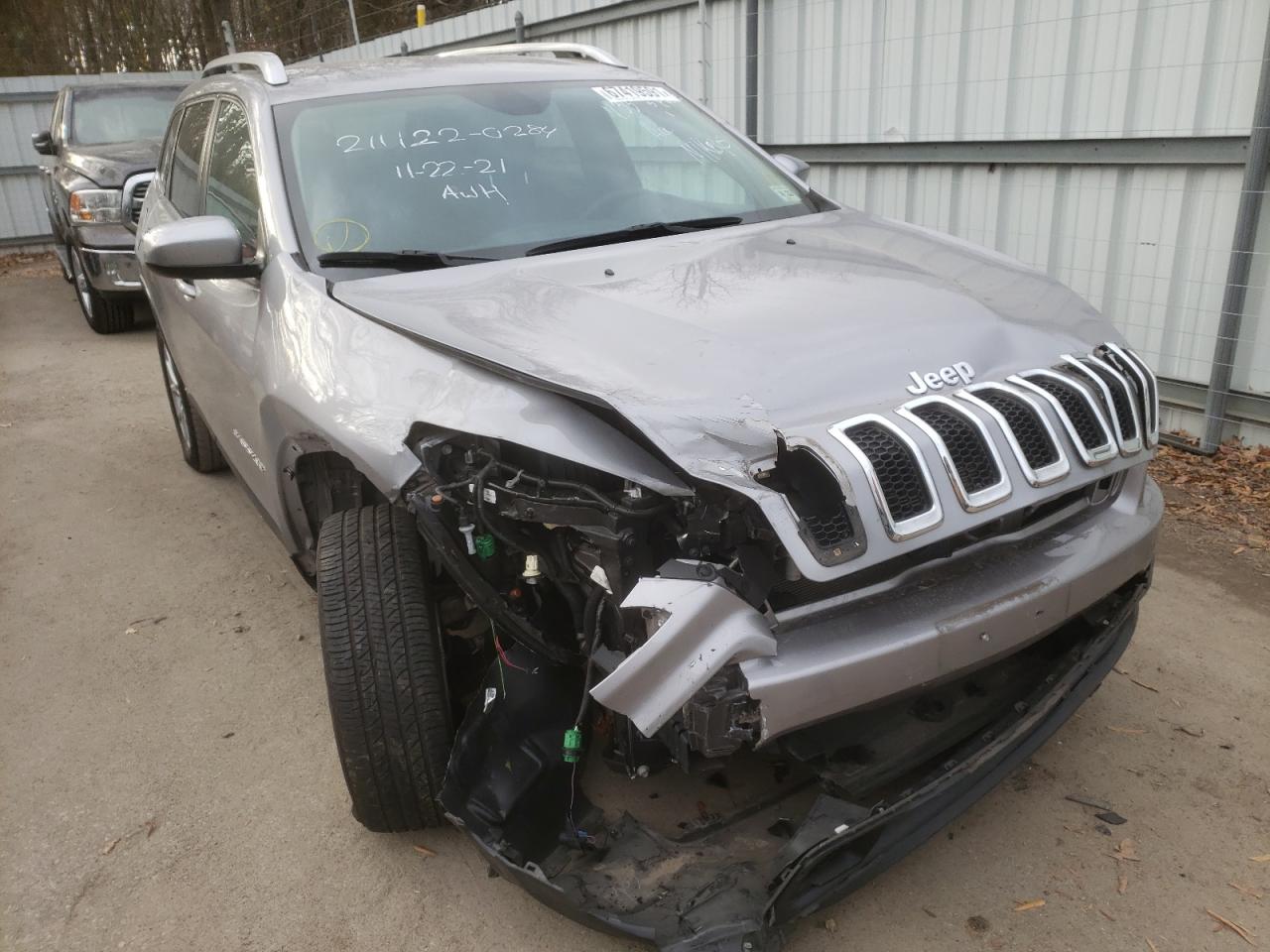 JEEP CHEROKEE L 2017 with VIN 1C4PJMCS7HD213757 - Photo from auction