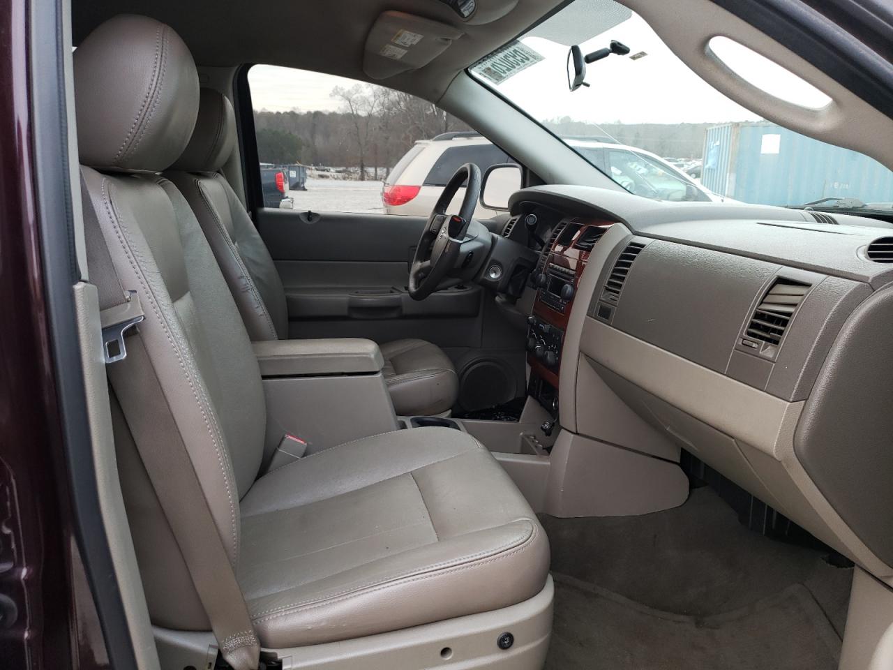 Photo 5 from auction – 2005 DODGE DURANGO SL with VIN 1D4HB48D25F535012