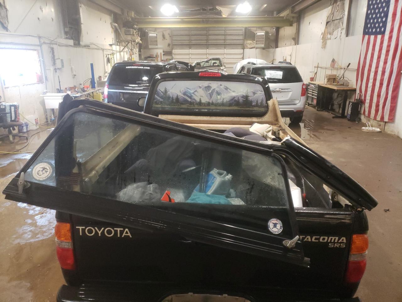 Photo 6 from auction – 2002 TOYOTA TACOMA with VIN 5TEPM62N82Z071237