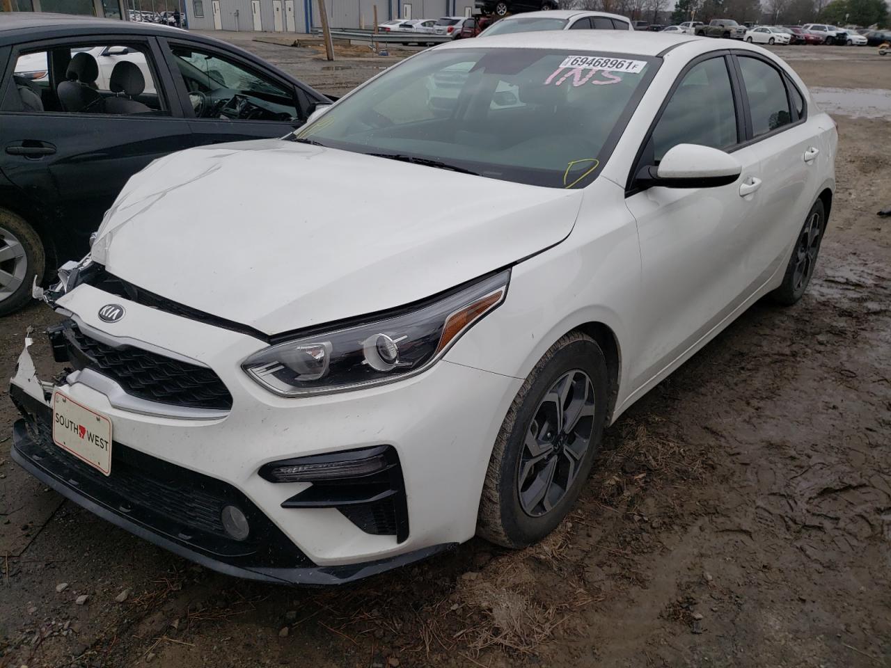 Photo 2 from auction – 2019 KIA FORTE with VIN 3KPF24AD1KE043897