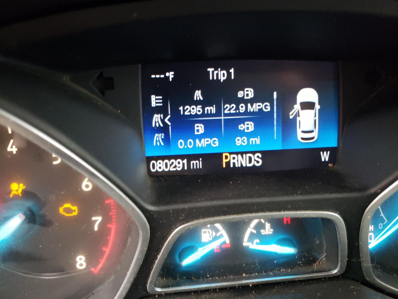 Photo 8 from auction – 2017 FORD ESCAPE SE with VIN 1FMCU0GD8HUA75216